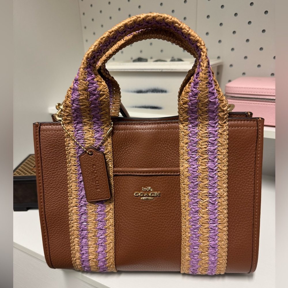 NWOT Coach Smith Tote Bag 24